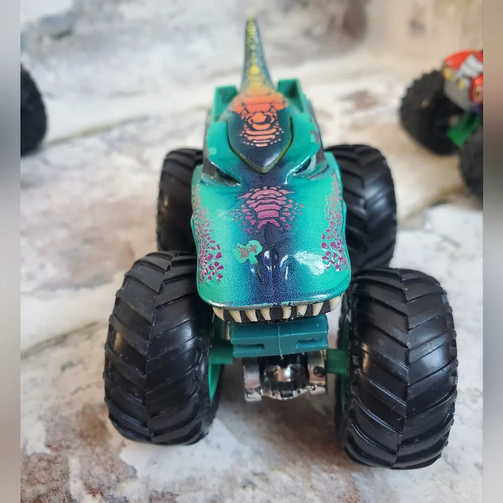 Hot Wheels Assorted Monster Truck Toys - 7 Pc Multicolor